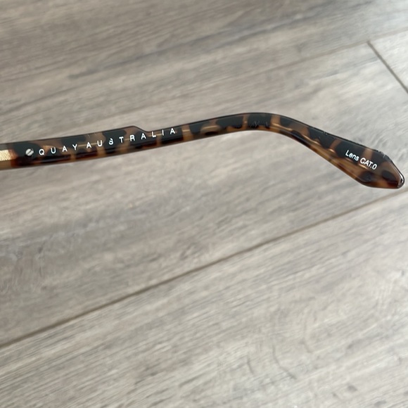 Quay Blue Light Glasses - Hardwire - Picture 13 of 14